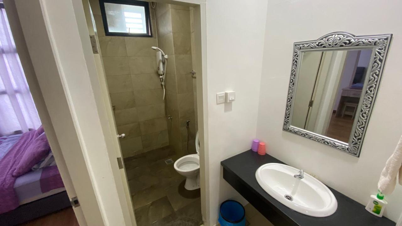 Roxy Apartment Kuching Eksteriør billede