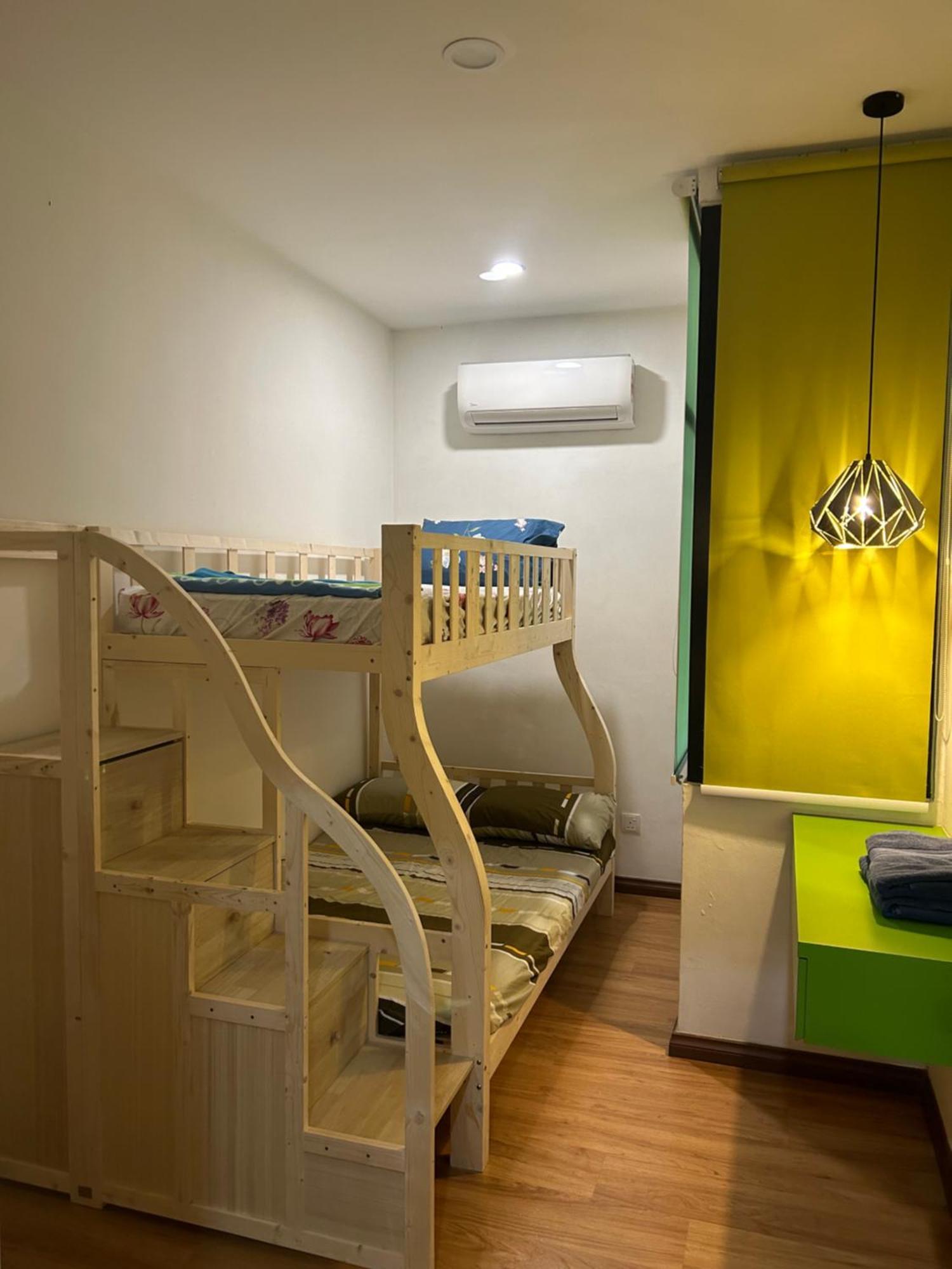 Roxy Apartment Kuching Værelse billede